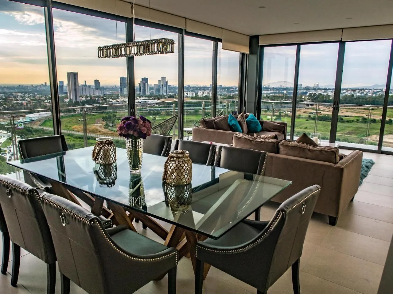 Ferienwohnung Torre Eleve - The Headquarters Guadalajara