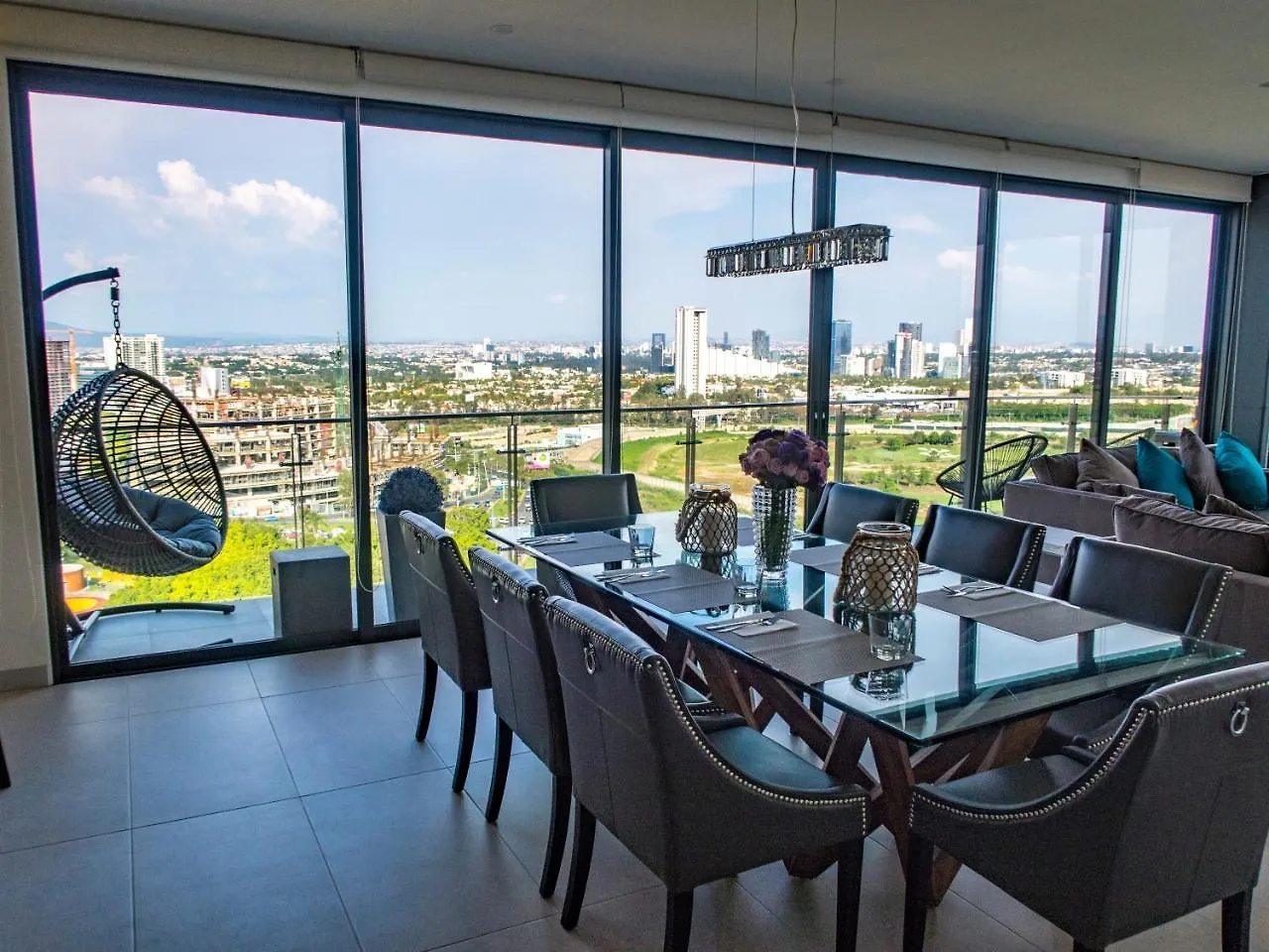 Ferienwohnung Torre Eleve - The Headquarters Guadalajara